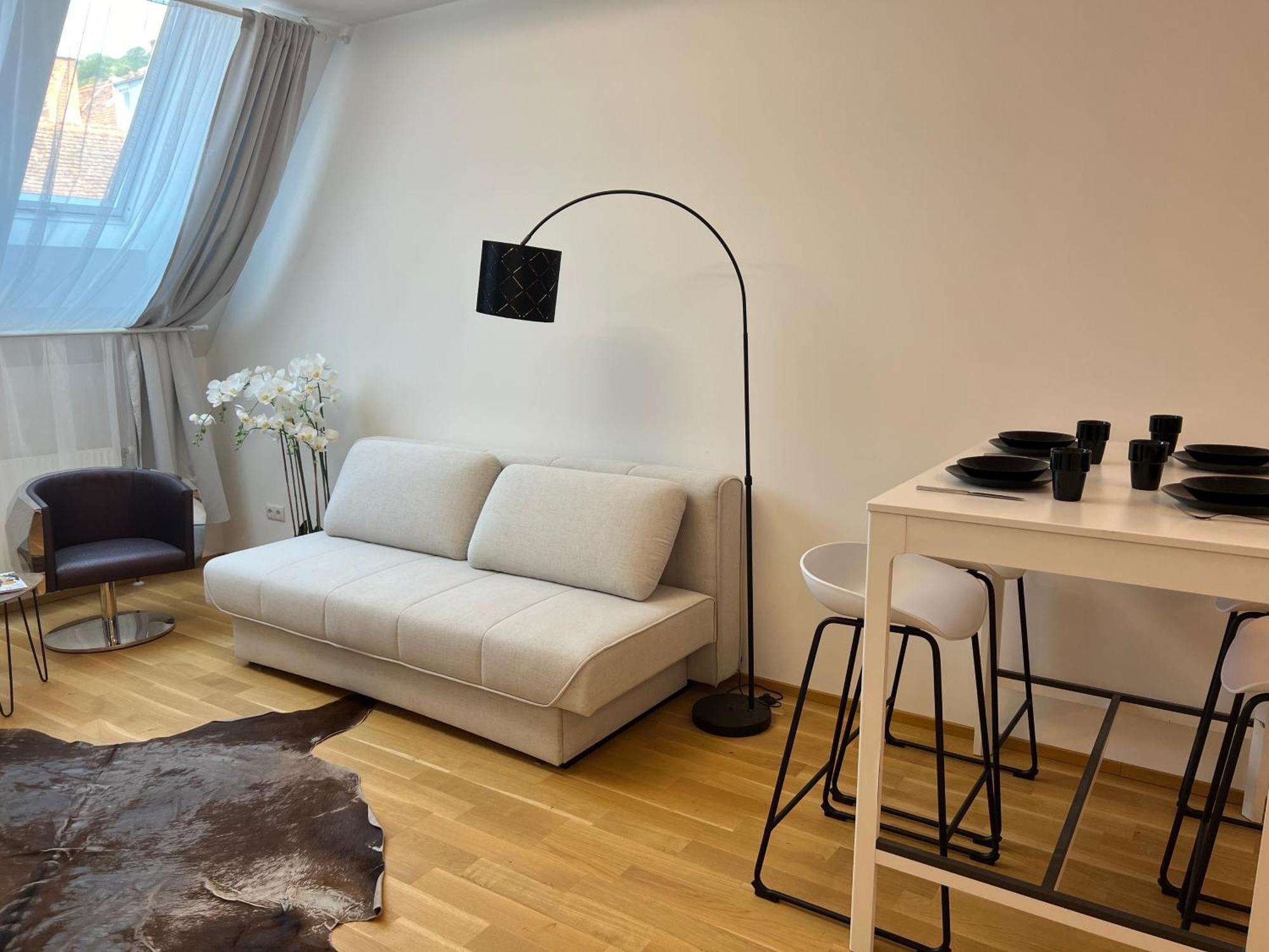"Home-Suite-Home" Im Historischen Zentrum Von Hartberg Luaran gambar
